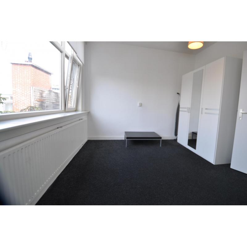 Te huur kamer in Rotterdam.