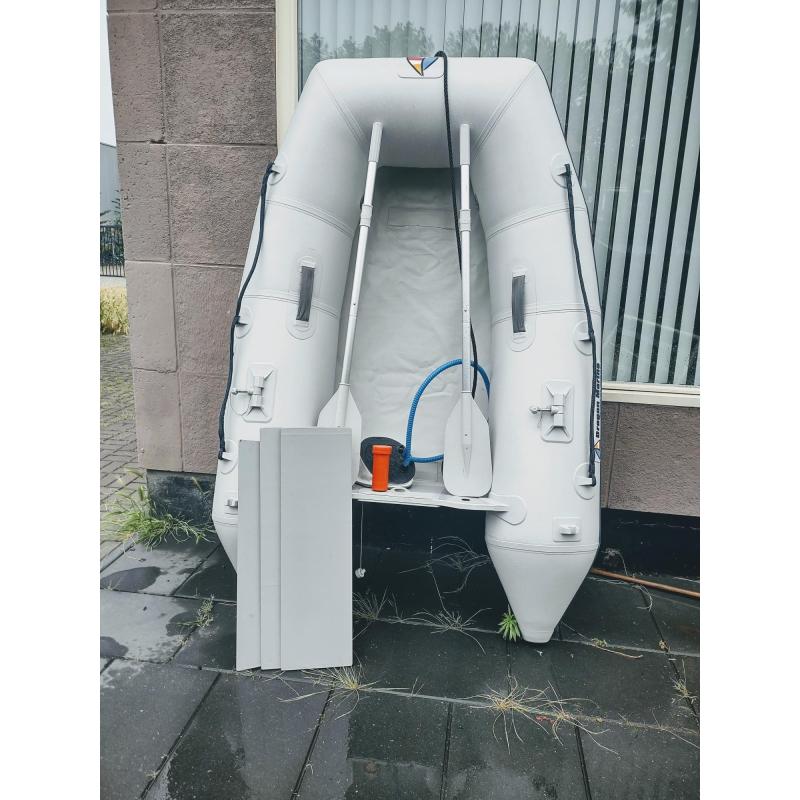 Rubberboot met BB motor