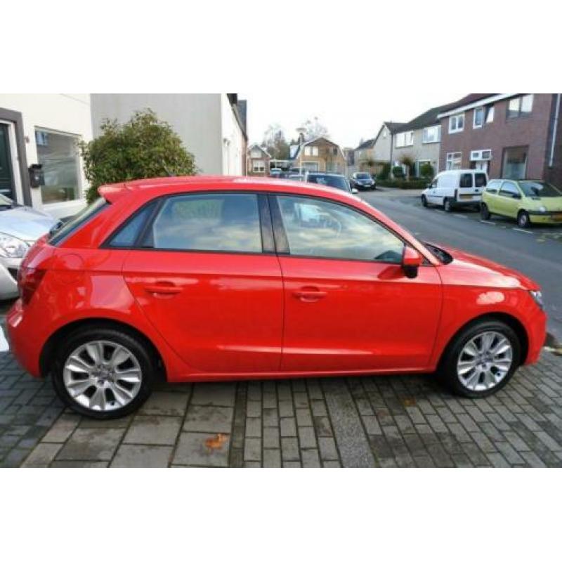 Audi A1 1.2 TFSI AMB. PL. sportback
