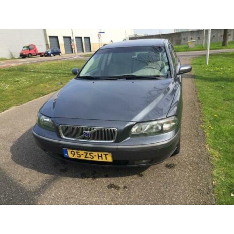 Volvo V70 2.4 D5 Geartronic /AUTOMAAT/AIRCO/YOUNG TIMER!