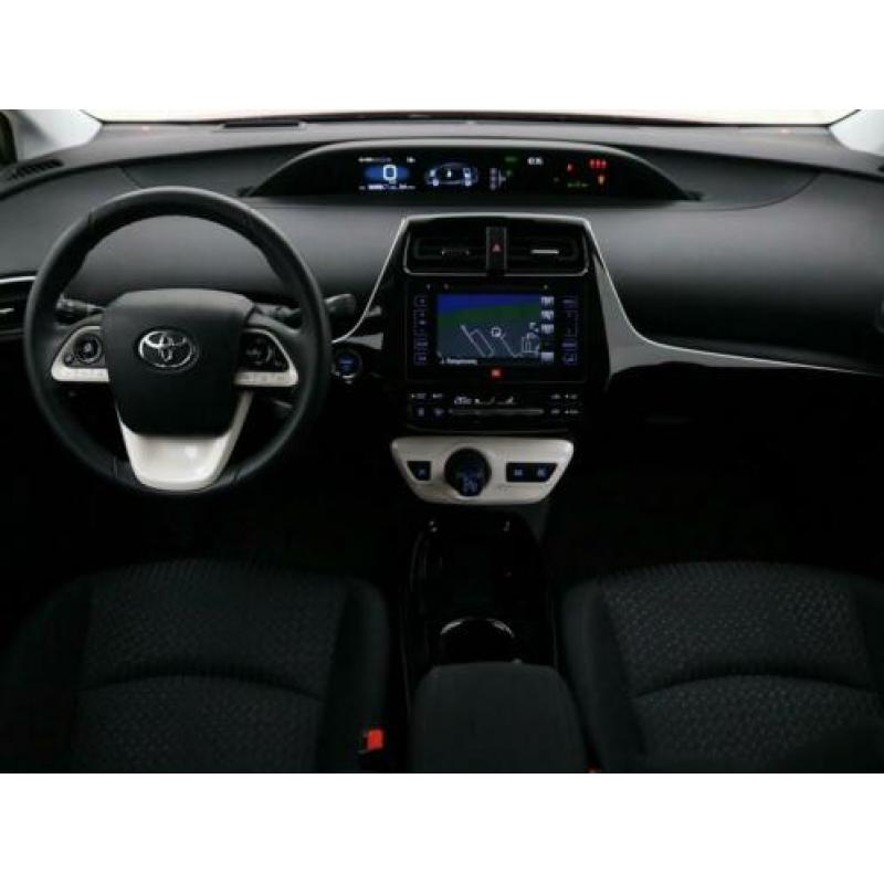 Toyota Prius 1.8 Dynamic (bj 2017, automaat)