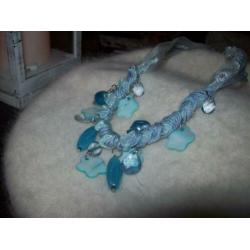 Ketting mooie Blauwkleur