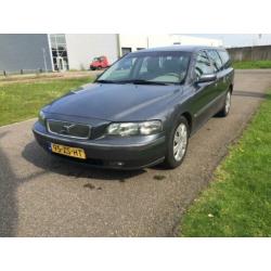 Volvo V70 2.4 D5 Geartronic /AUTOMAAT/AIRCO/YOUNG TIMER!