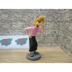 beeldje suske en wiske, tante sidonia 17 cm hoog