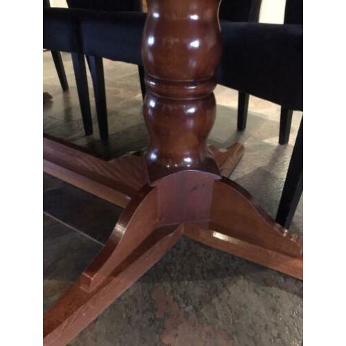 Te koop: grote eettafel ovaal 140x260 cm (8-10 personen)