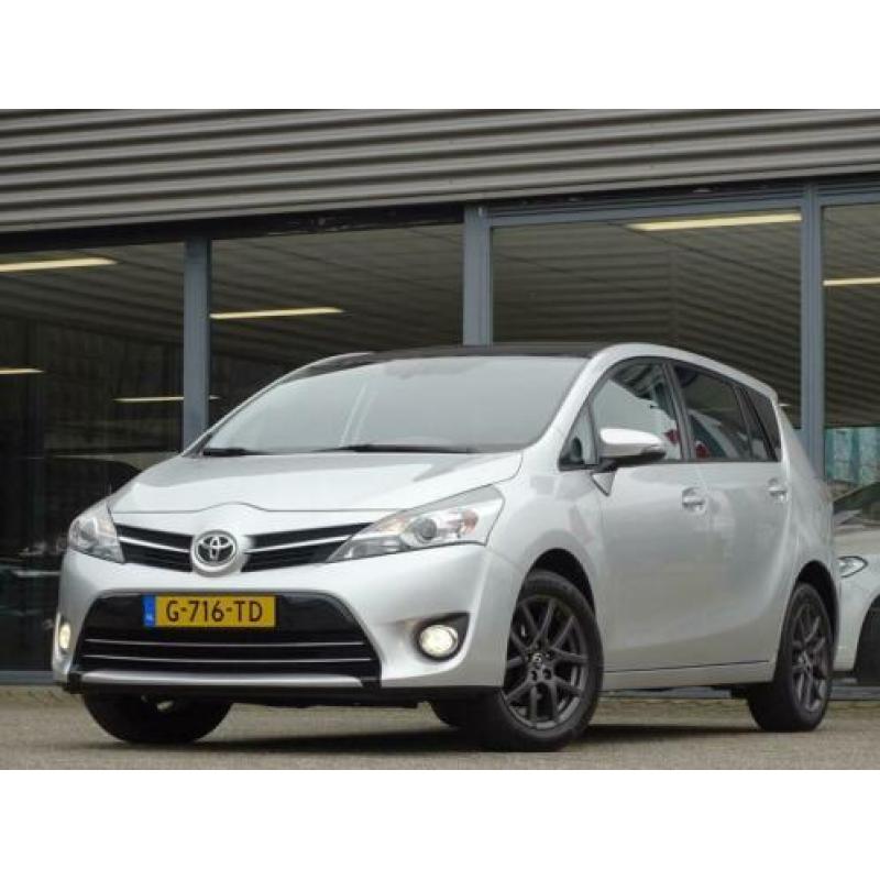 TOYOTA Verso 1.6 NAVI PANORAMADAK 7-PERSOONS