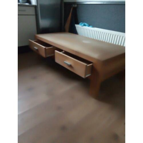 Zware salontafel massief essenhout met 4 lades