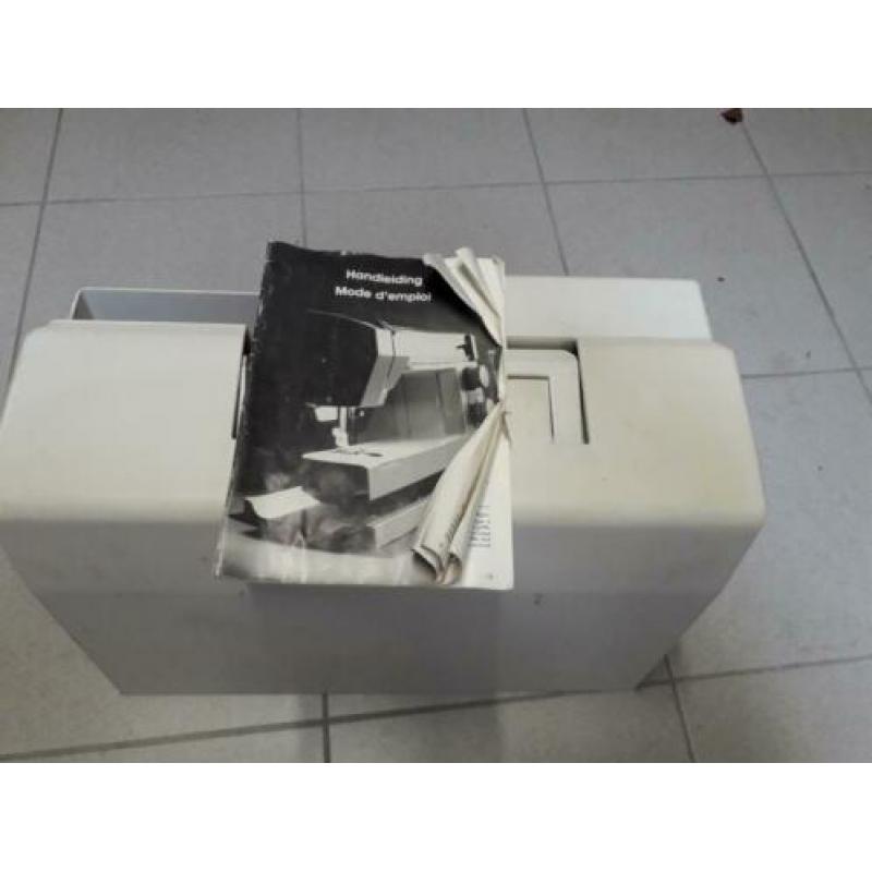 Naaimachine Husqvarna 113