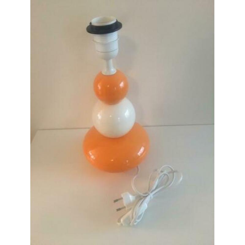 Tafellamp ‘bollen’ van aardewerk, oranje/wit 70’s feel