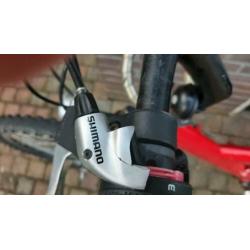 26 inch mountainbike met voor en achter vering
