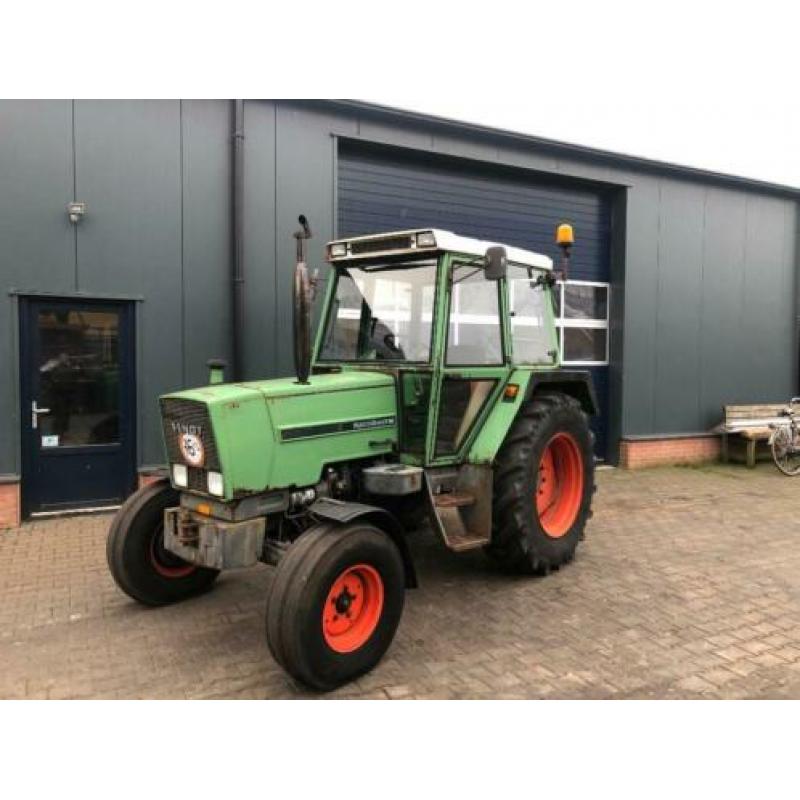 Fendt 304 40km 7300 Draaiuren