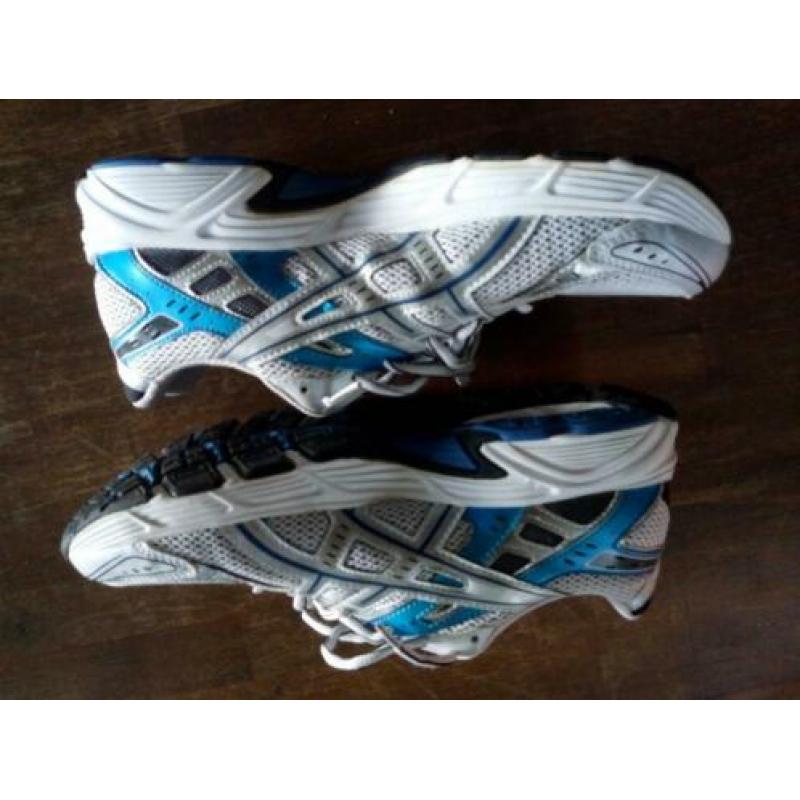 Nieuwe Asics mt 42
