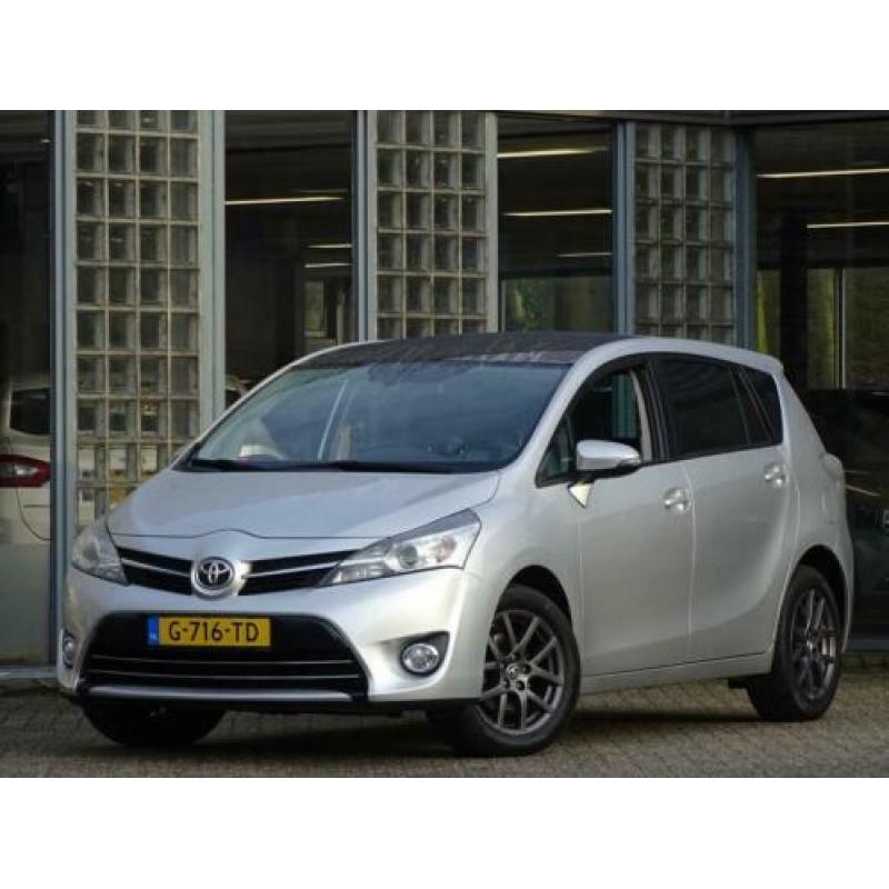 TOYOTA Verso 1.6 NAVI PANORAMADAK 7-PERSOONS