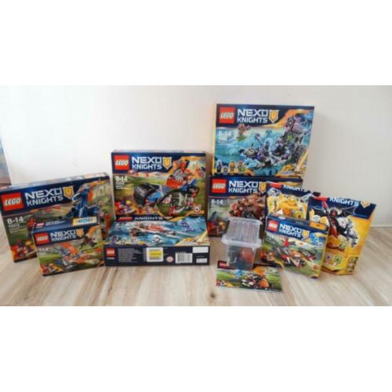 Groot pakket lego Nexo Knights met originele doos!