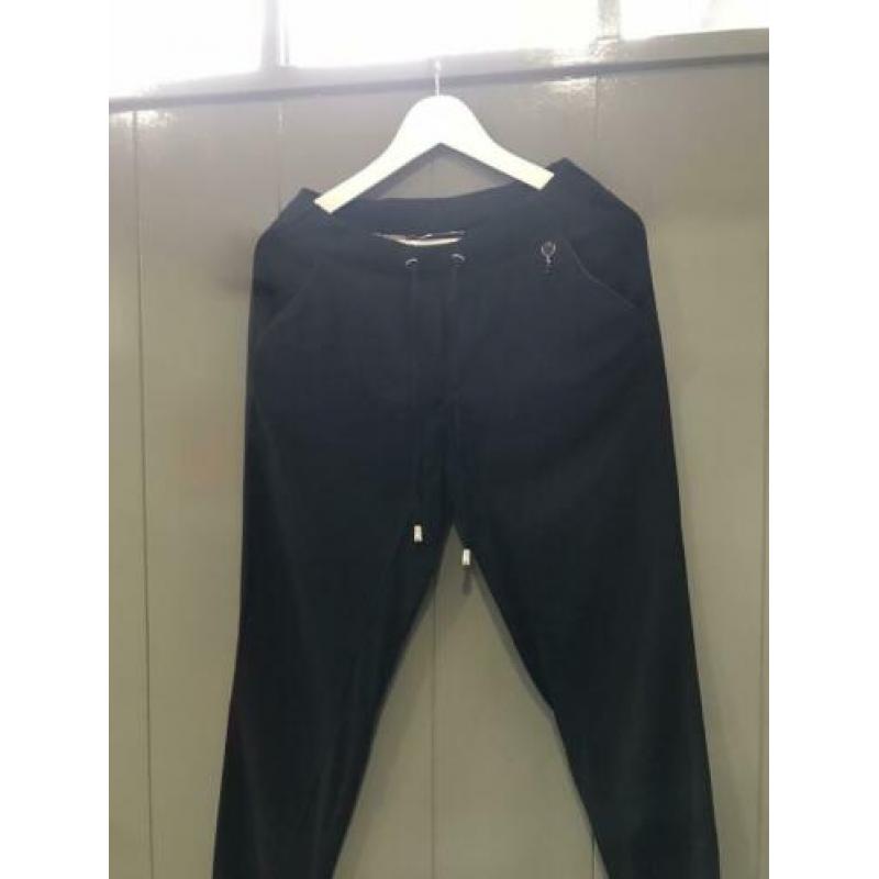 Rinascimento broek maat S valt als 36/38 zwart
