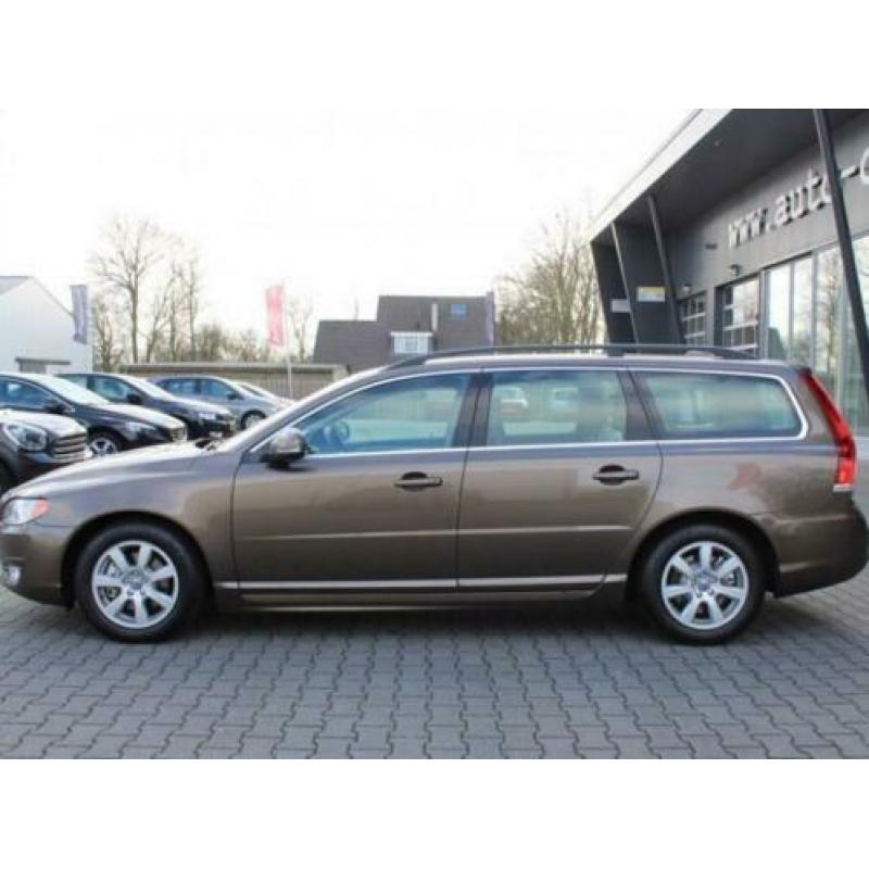 v.a. € 193 p/m | Volvo V70 1.6 D2 Nordic+