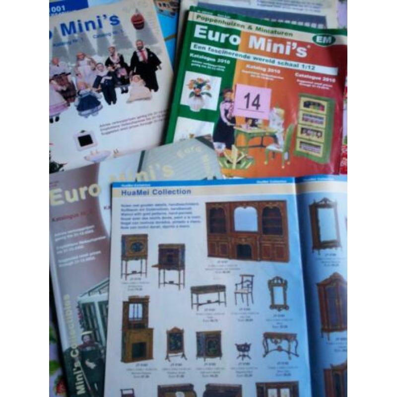 Euromini's poppenhuizen meubels popjes catalogus 4 stuks