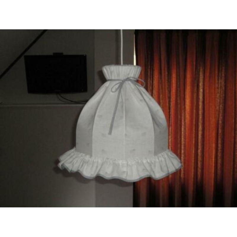 Hanglamp slaapkamer schaapjesmotief met roesrand