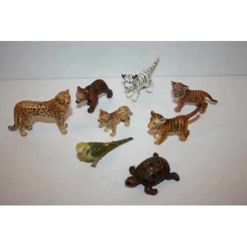 Te koop 8 Schleich dieren, voornamelijk katachtigen
