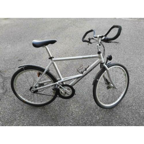 Mercedes fiets van aluminium