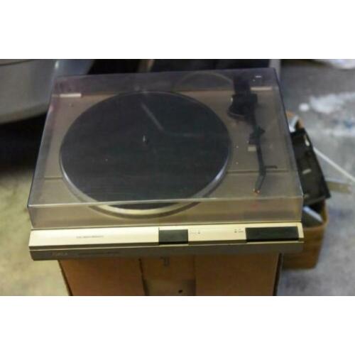 Aristona ST-1704 platenspeler