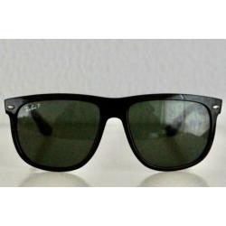 RayBan 4147 601/58 Polarized Z.G.A.N. zonnebrillen.
