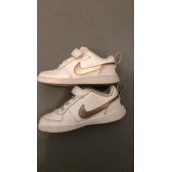 Nike schoenen maat 26
