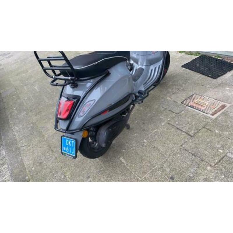 Vespa sprint