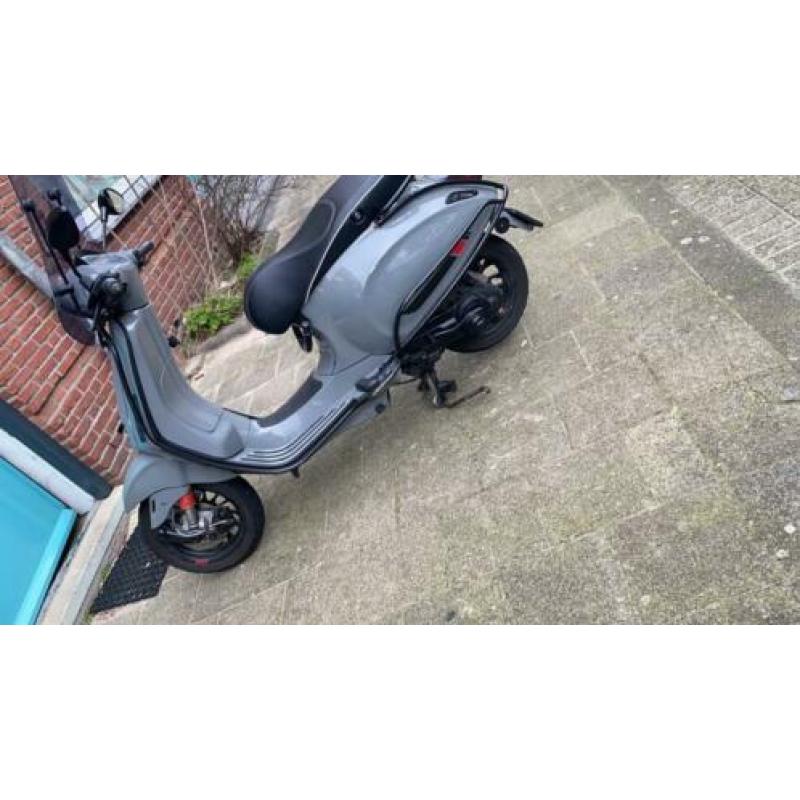 Vespa sprint
