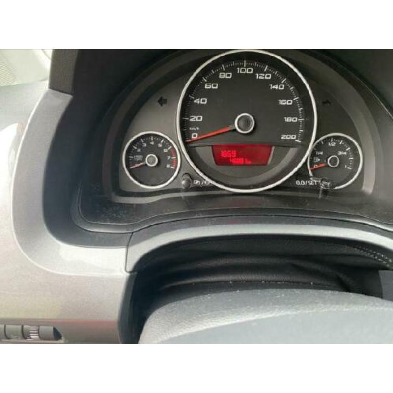 Seat MII 1.0 60pk 44KW 2015 Zwart