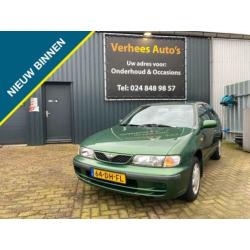 Nissan Almera 1.6 Automaat en Airco