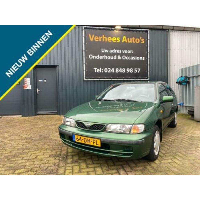 Nissan Almera 1.6 Automaat en Airco
