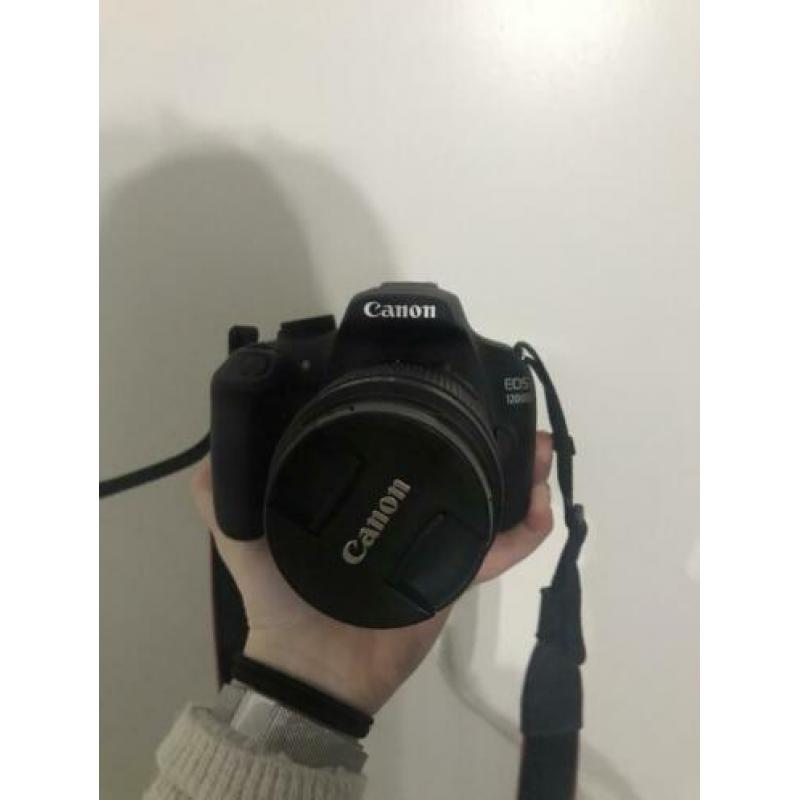 Canon EOS1200D || 18-55mm incl. tas