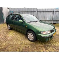 Nissan Almera 1.6 Automaat en Airco