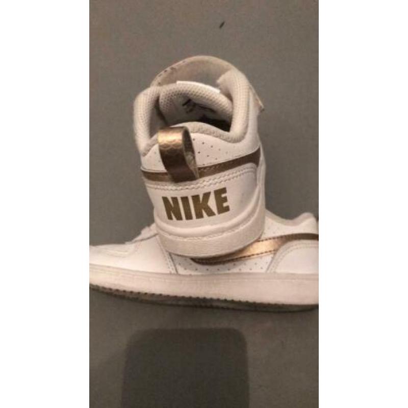 Nike schoenen maat 26