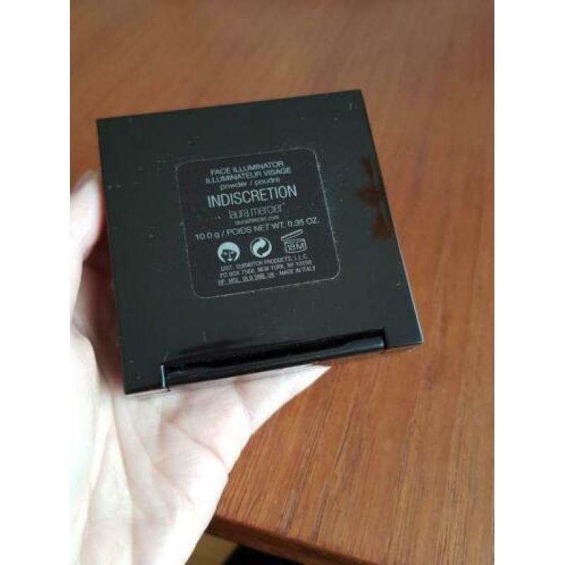 Laura Mercier face illuminator highlighter Indiscretion
