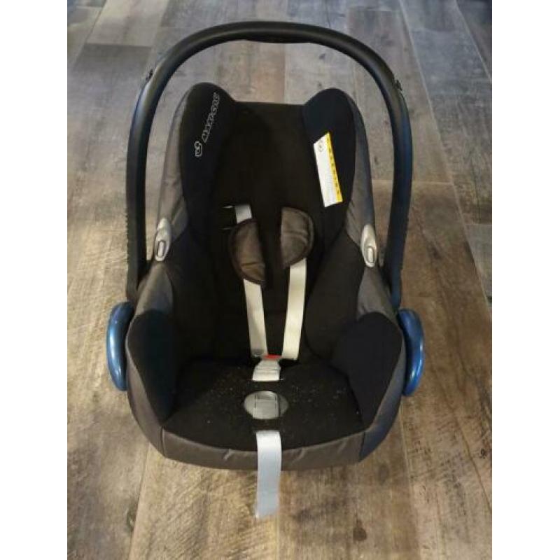 Maxicosi Cabriofix (+ 2way fix en 2way pearl)