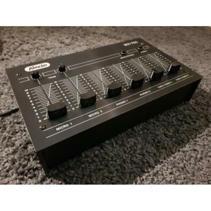 Alecto 6 kanaals Stereo mixer