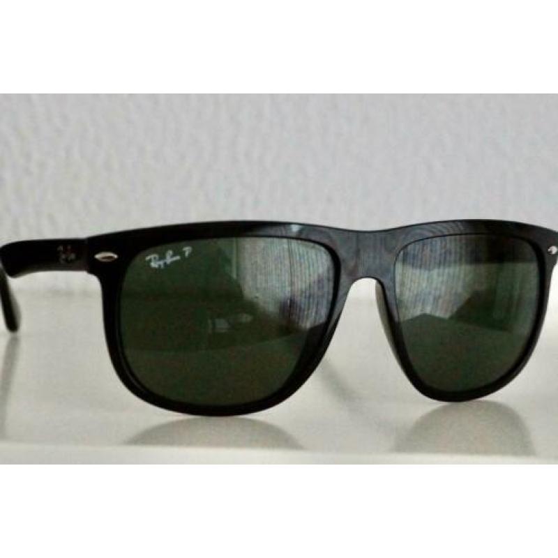 RayBan 4147 601/58 Polarized Z.G.A.N. zonnebrillen.