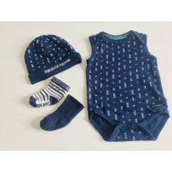Quapi Newborn set muts, romper en sokjes maat 56