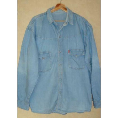 2 spijker/denim blouses 1 met drukkers en 1 met knopen XL