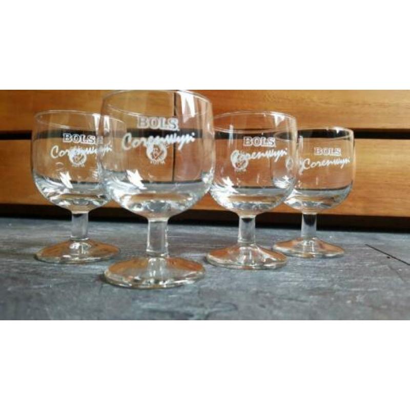 4 Lucas Bols Corenwijn jenever glaasjes borrelglaasjes zgan