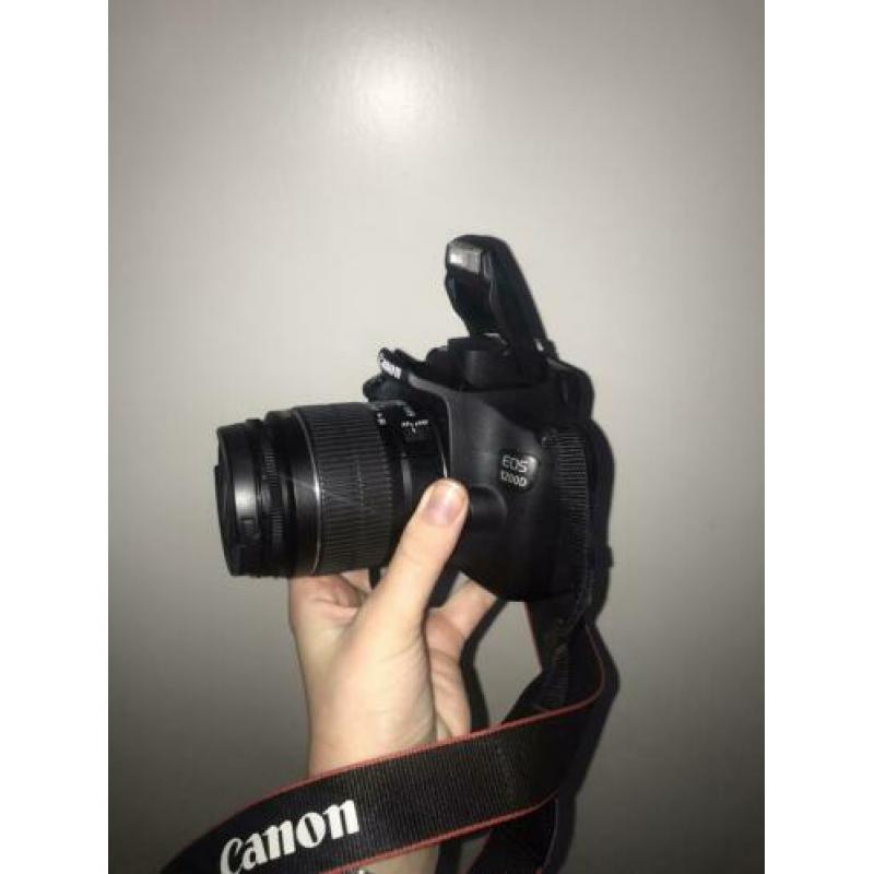 Canon EOS1200D || 18-55mm incl. tas