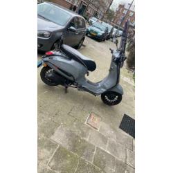 Vespa sprint