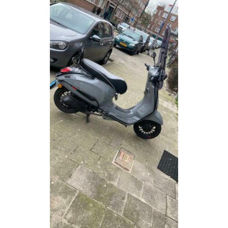Vespa sprint