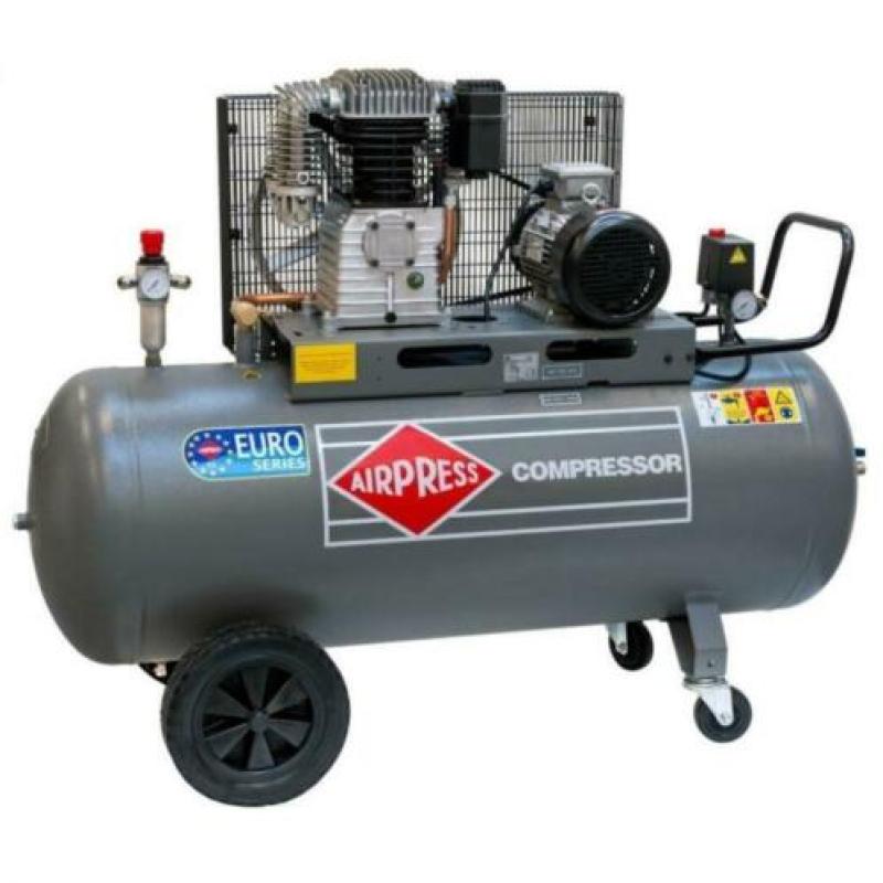 Actie!! Airpress HK 700-300/5,5 Pk/300 Liter ketel!!