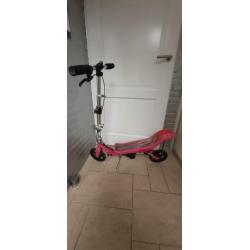 zgan! space scooter roze