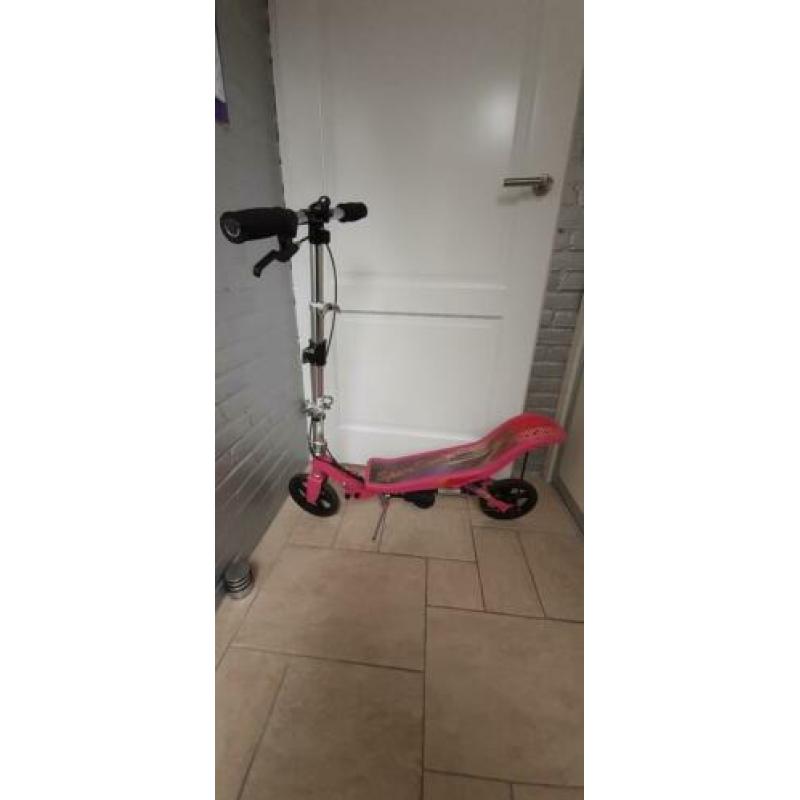 zgan! space scooter roze