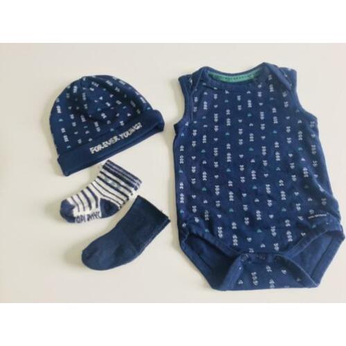 Quapi Newborn set muts, romper en sokjes maat 56