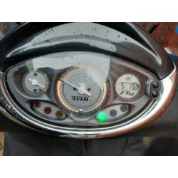 Zwarte Piaggio New Fly
